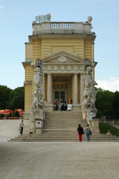 glorietteatschonbrunn.jpg